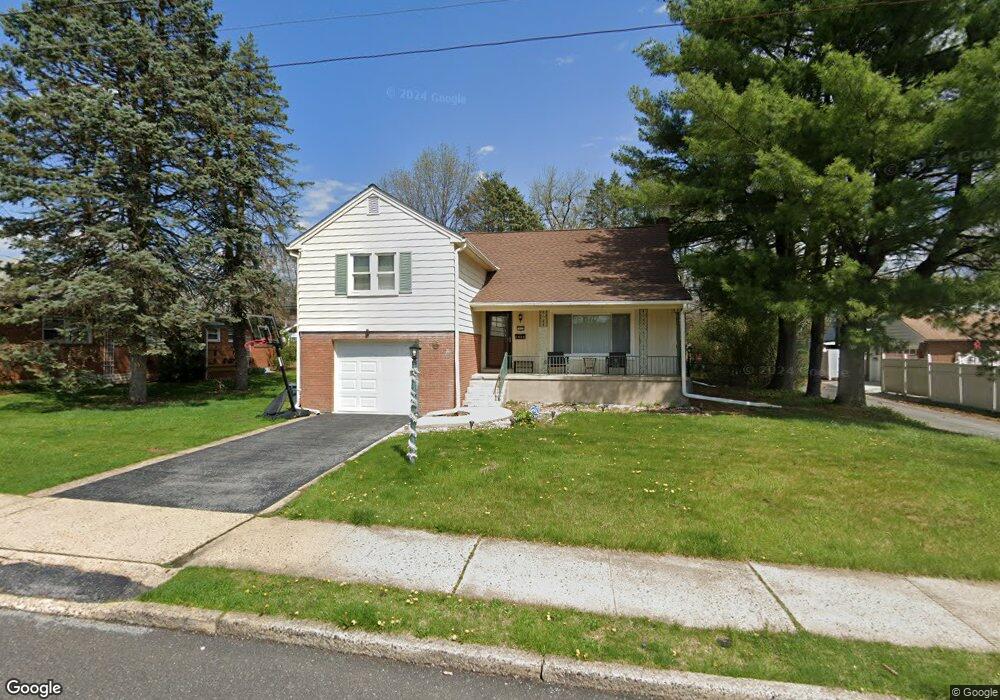 1113 N Saint Elmo St unit 1119, Allentown, PA 18104 - photo 1