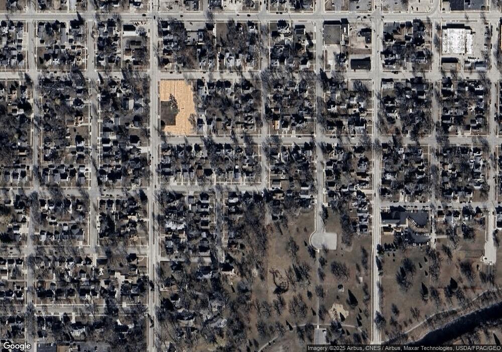 406 2nd St SW, Austin, MN 55912 - photo 1