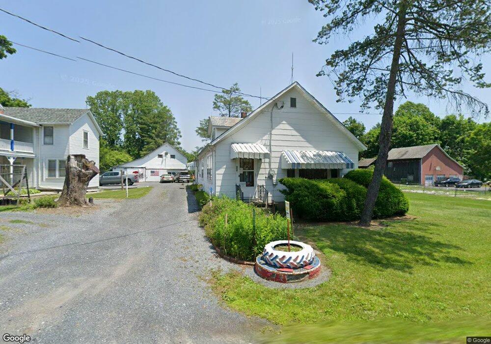 602 Monocacy Dr, Bath, PA 18014 - photo 1