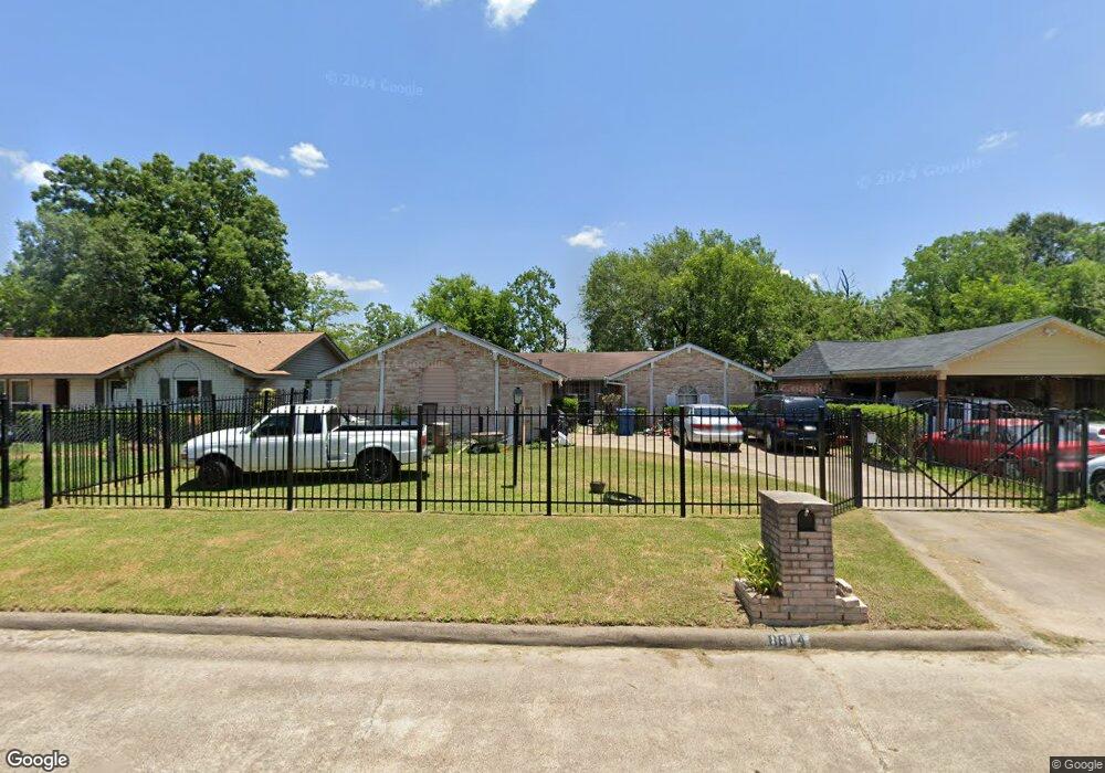 8814 Brackley Ln, Houston, TX 77088 - photo 1