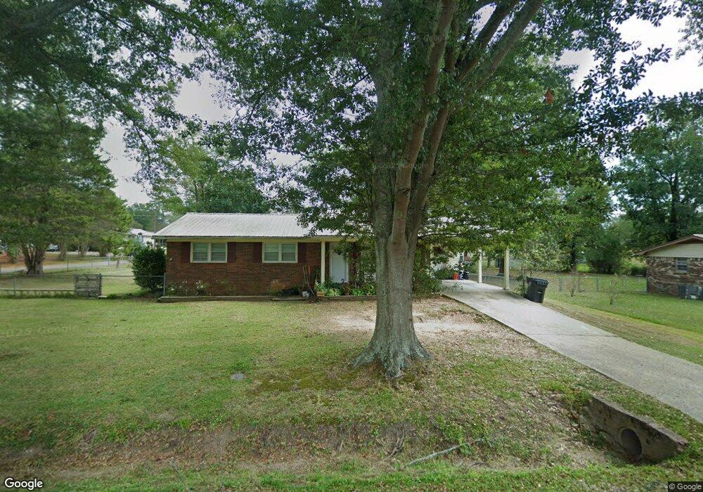 717 Pinecrest Ave, Weaver, AL 36277 - photo 1