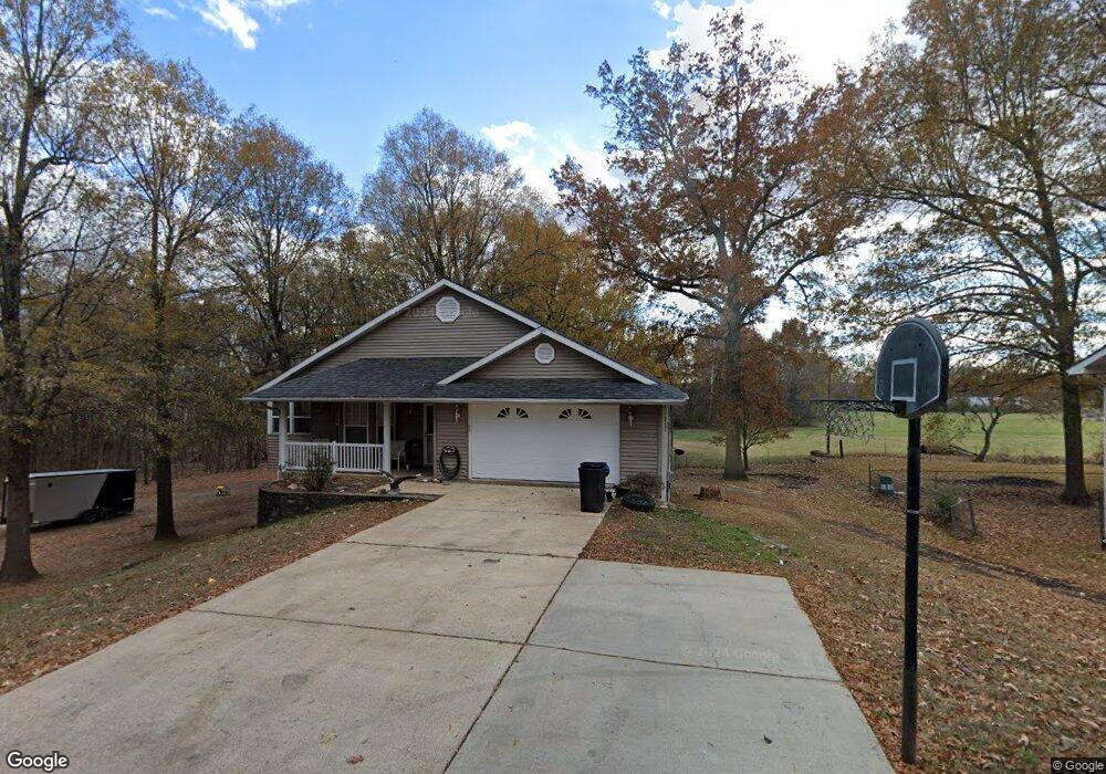 2002 Hillsdale Dr, Poplar Bluff, MO 63901 - photo 1