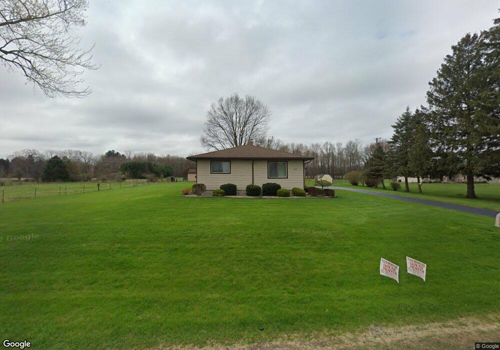 2806 E Birch Run Rd, Burt, MI 48417 - photo 1