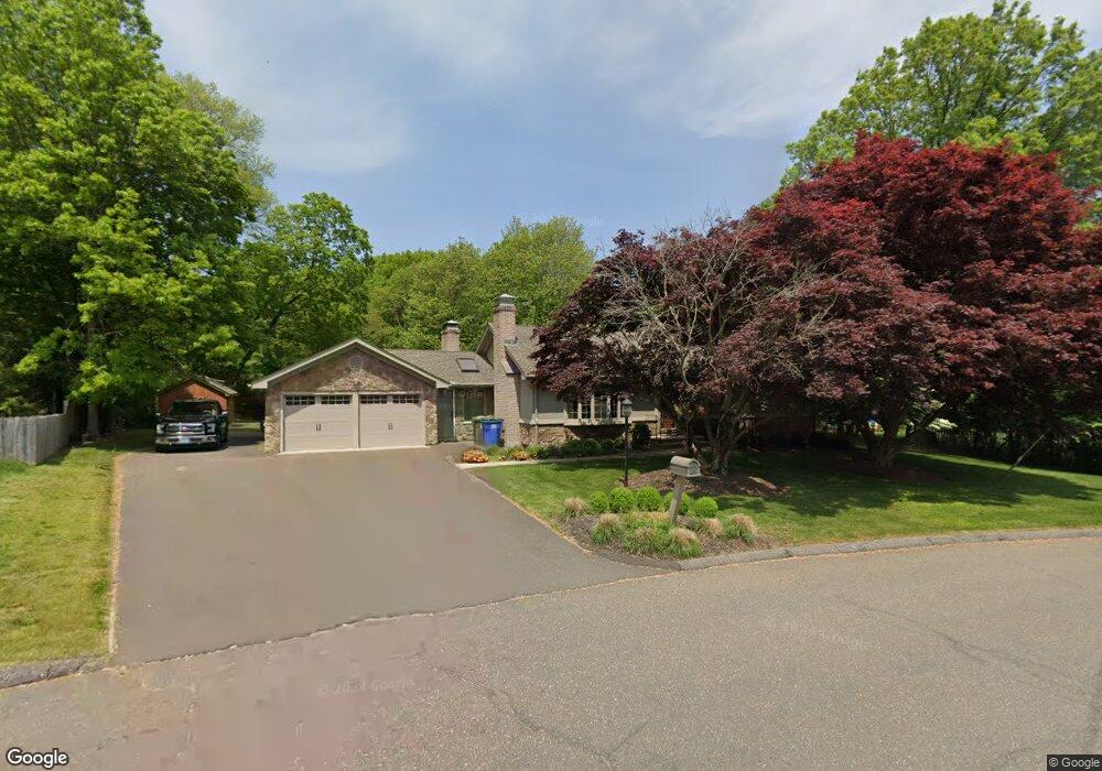 72 Tait Rd, Trumbull, CT 06611 - photo 1