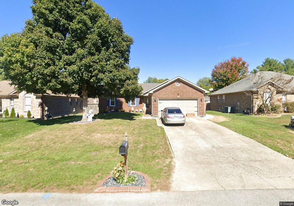 7613 Newton Ct, Louisville, KY 40228 - photo 1