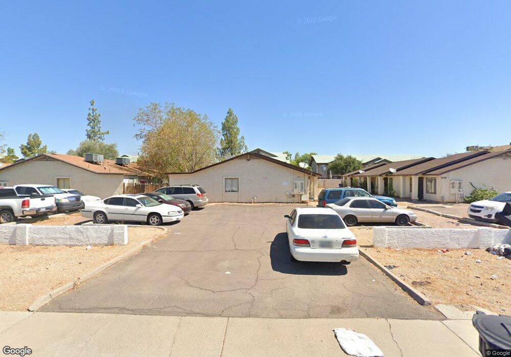 2840 E Capri Cir unit 2, Mesa, AZ 85204 - photo 1