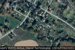 220 4th St, Chillicothe, IA 52548