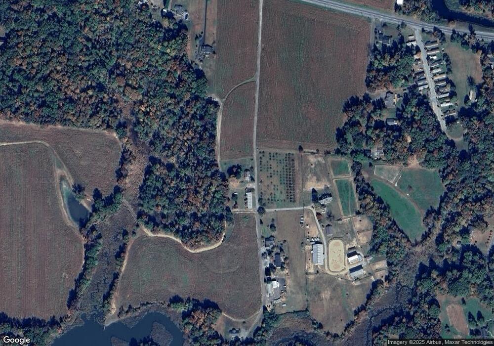 5560 Hallowing Point Rd, Prince Frederick, MD 20678 - photo 1