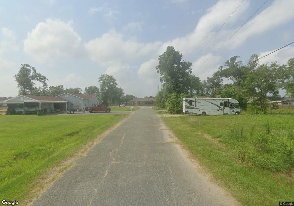 2209 Phillips Ct, Lake Charles, LA 70601 - photo 1