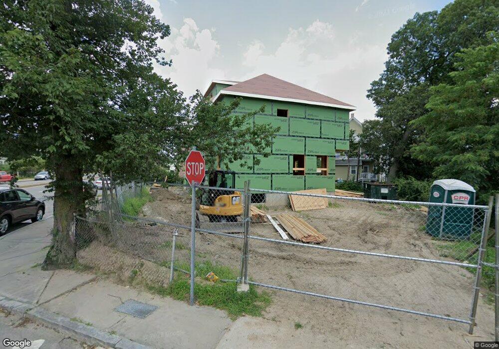 472 Hyde Park Ave unit 1, Roslindale, MA 02131 - photo 1