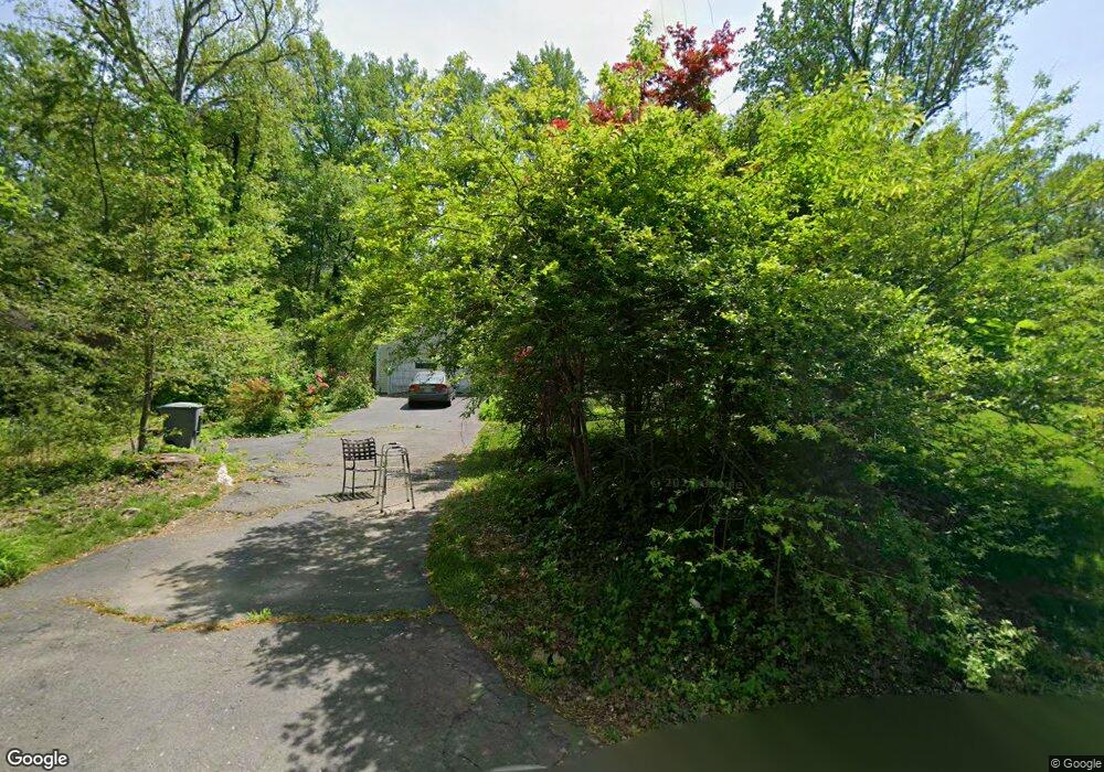 8933 Walker St, Fairfax, VA 22032 - photo 1