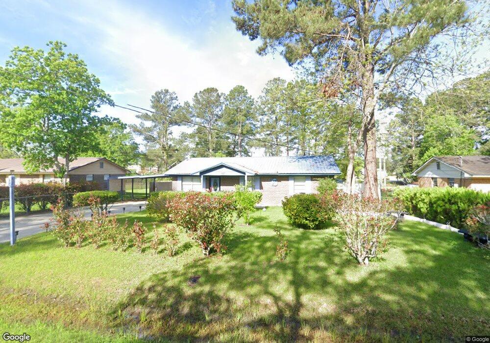 627 Oak Cir, Moultrie, GA 31768 - photo 1