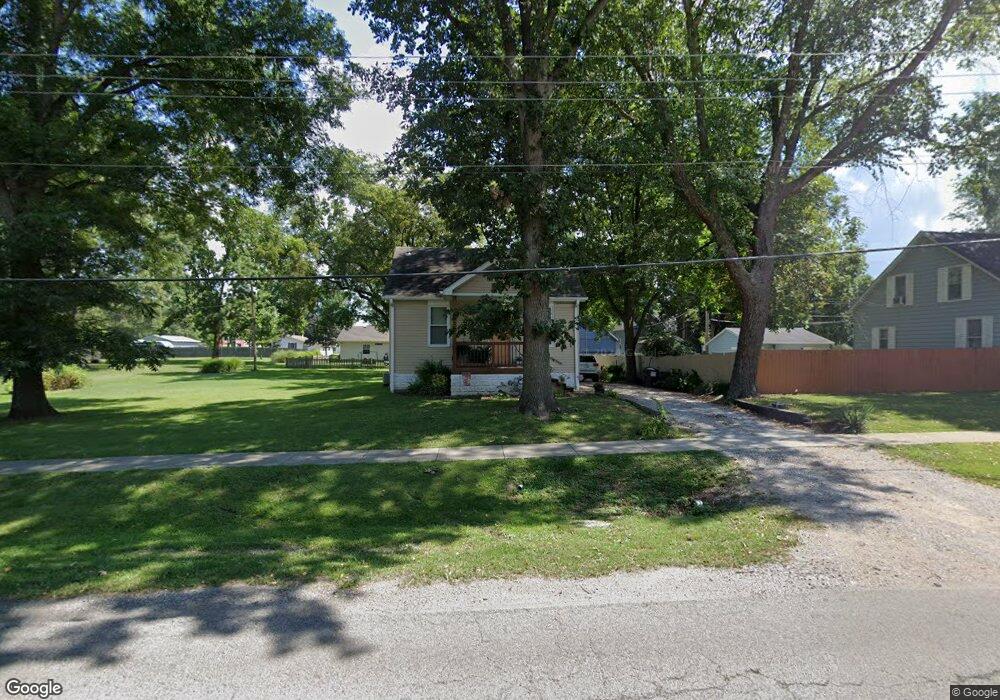 502 N Main St, Freeburg, IL 62243 - photo 1