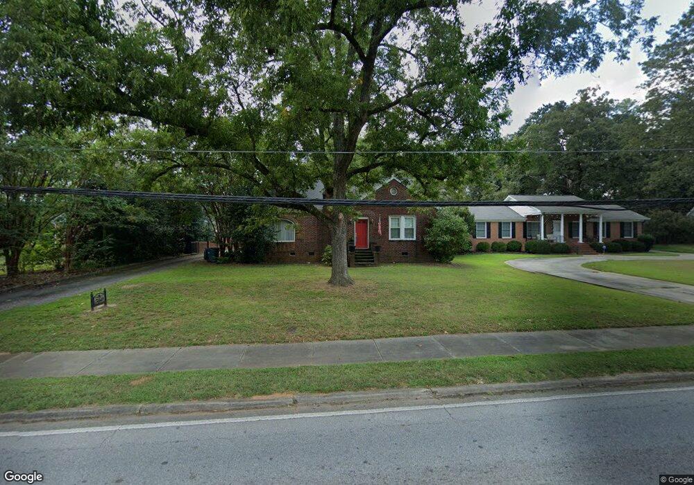 560 Athens St, Hartwell, SC 30643 - photo 1