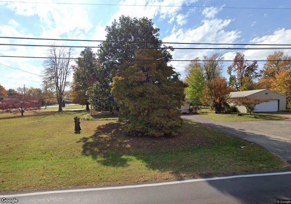 9212 Hudson Ln, Louisville, KY 40291 - photo 1