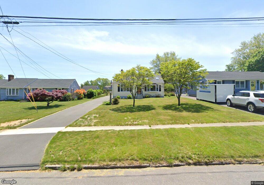 75 Maureen St, Stratford, CT 06615 - photo 1