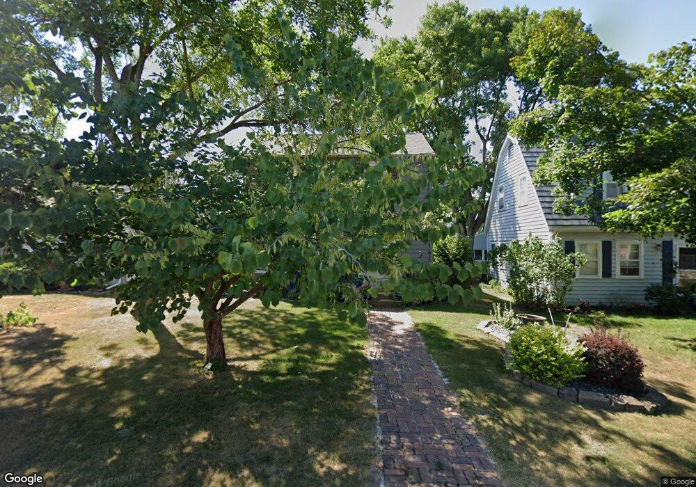 2048 Eastern Blvd SE, Cedar Rapids, IA 52403 - photo 1