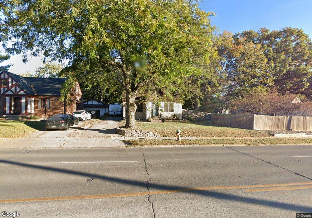 3311 Hickman Rd, Des Moines, IA 50310 - photo 1