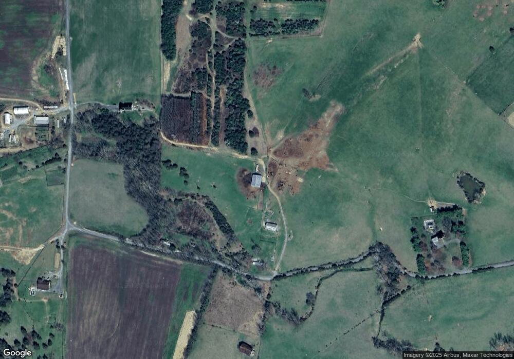 509 Rose Rd, Edinburg, VA 22824 - photo 1