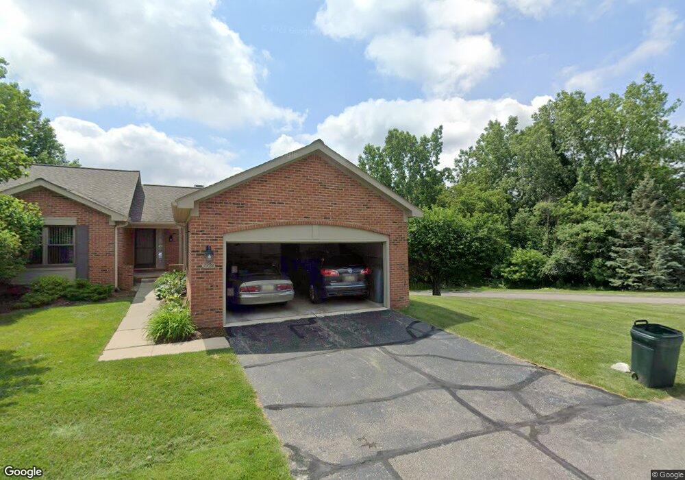 7324 Westchester, West Bloomfield, MI 48322 - photo 1