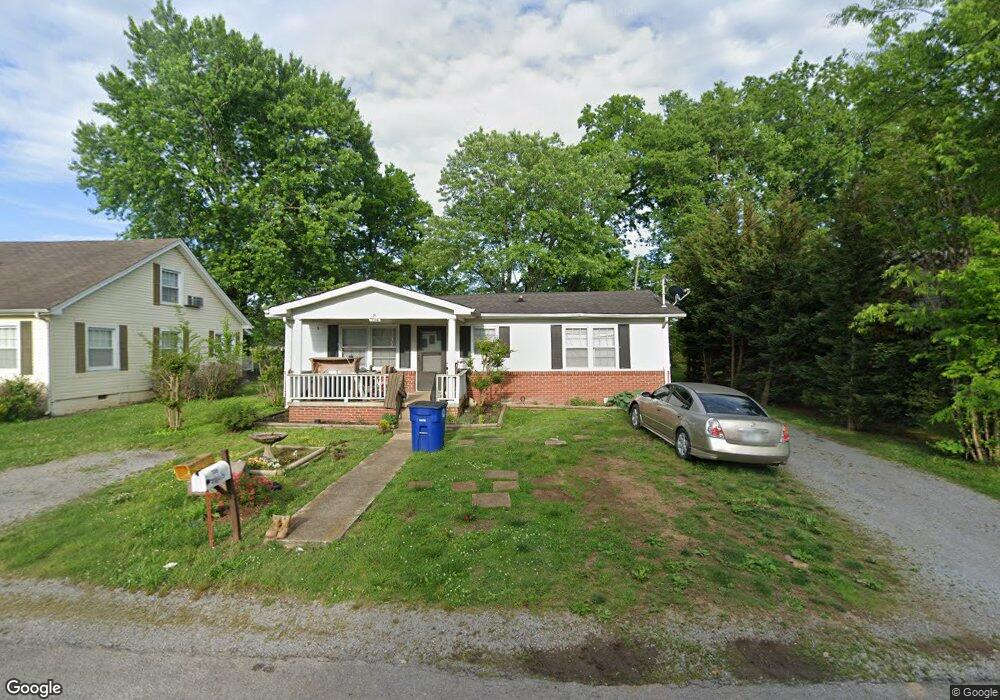 728 Hoover St, Shelbyville, TN 37160 - photo 1