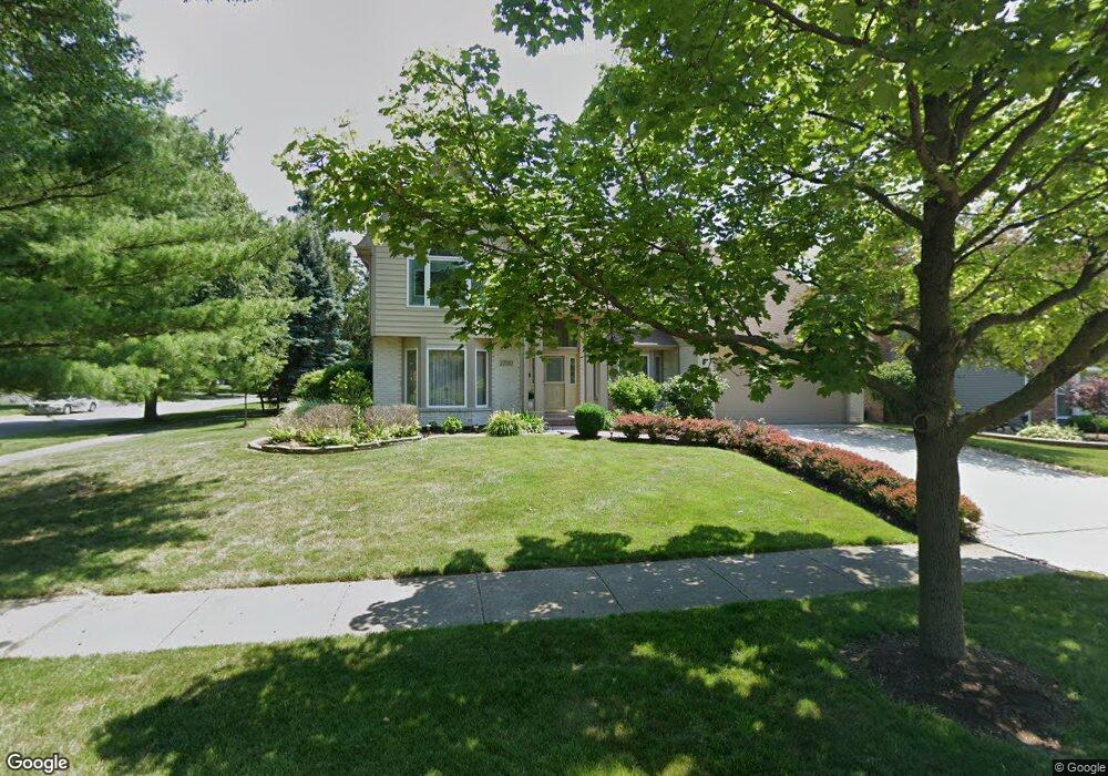 1700 Friar Ln, Naperville, IL 60565 - photo 1