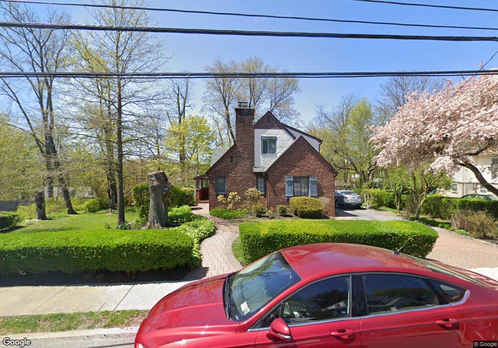 143 Westminster Dr, Yonkers, NY 10710 - photo 1