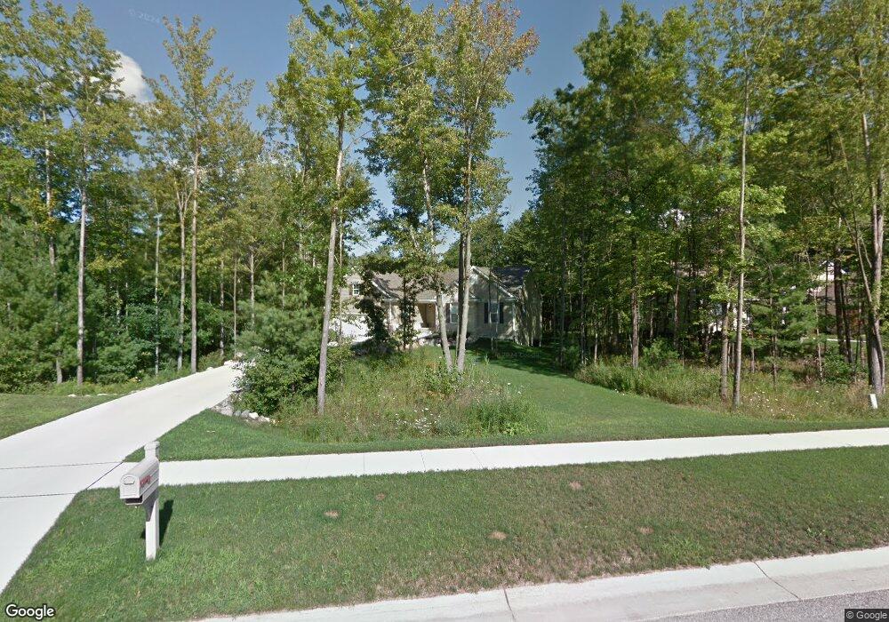3916 Aspen Way, Midland, MI 48642 - photo 1