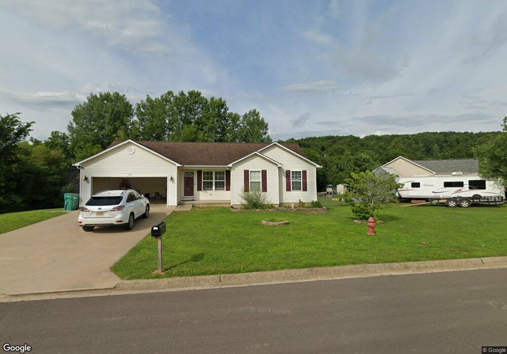 1804 Oak Knoll Dr, Farmington, MO 63640 - photo 1