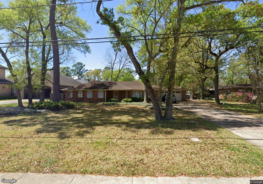 1617 Monarch Oaks St, Houston, TX 77055 - photo 1