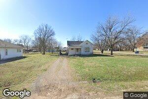402 E Virginia St, Walters, OK 73572