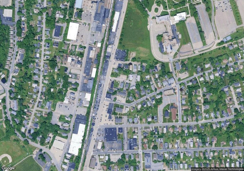 4 Trottier St, Worcester, MA 01606 - photo 1