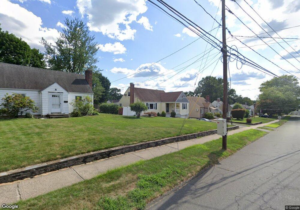 135 Stoddard Ave, Newington, CT 06111 - photo 1