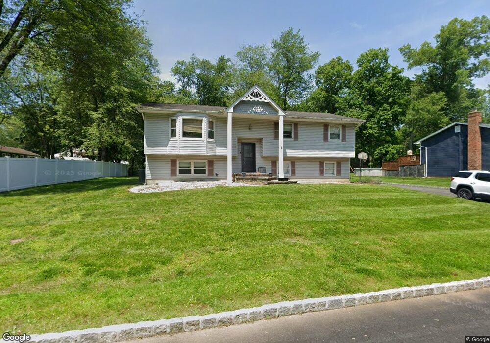8 Flower Ln, Valley Cottage, NY 10989 - photo 1