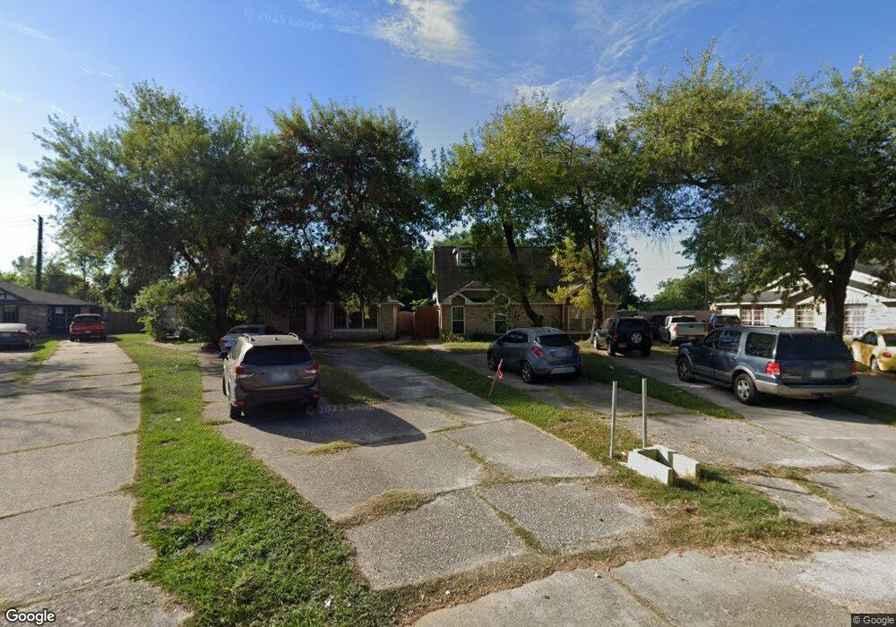 10005 Rosbrook Dr, Houston, TX 77038 - photo 1