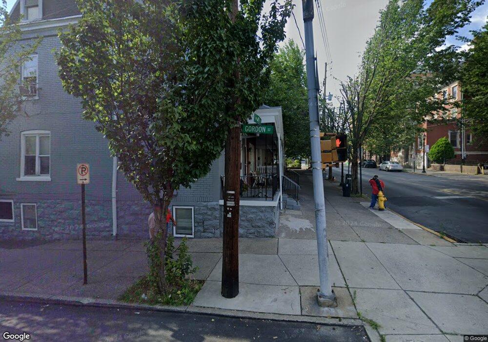 345 N 4th St unit 2, Allentown, PA 18102 - photo 1