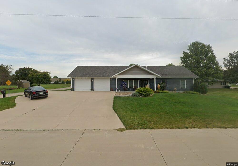 106 W Cummings St, Wayland, IA 52654 - photo 1