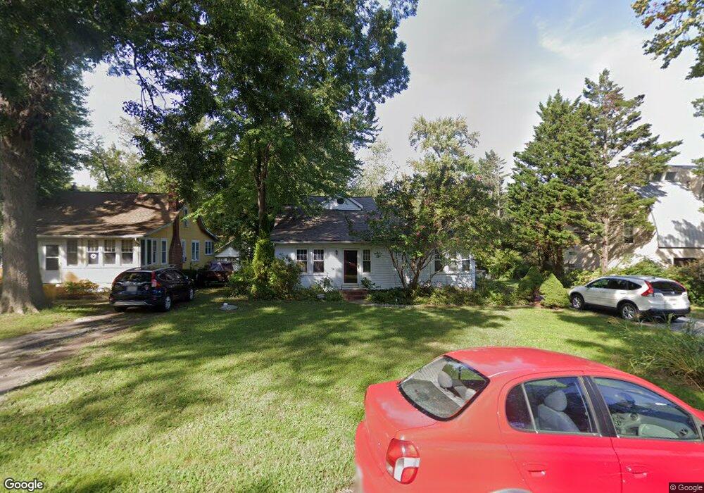 102 Lakeview Ave, Edgewater, MD 21037 - photo 1