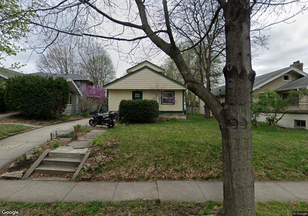 1049 38th St, Des Moines, IA 50311 - photo 1