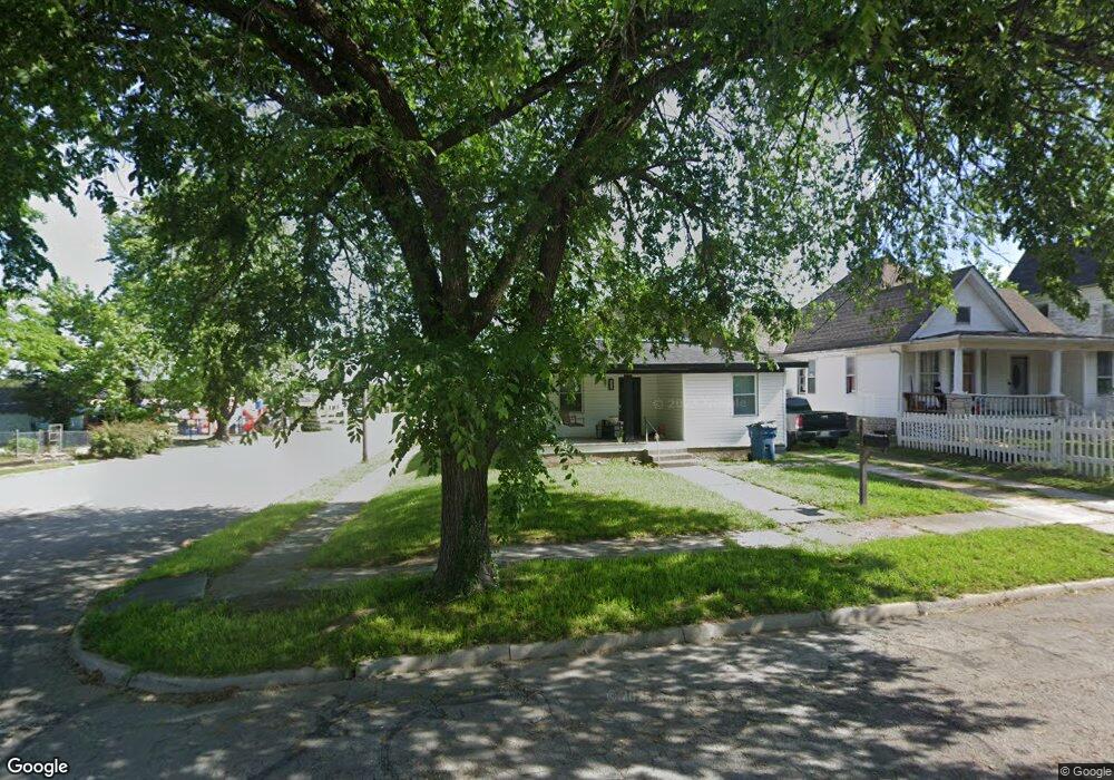 1033 Olive St, Carthage, MO 64836 - photo 1