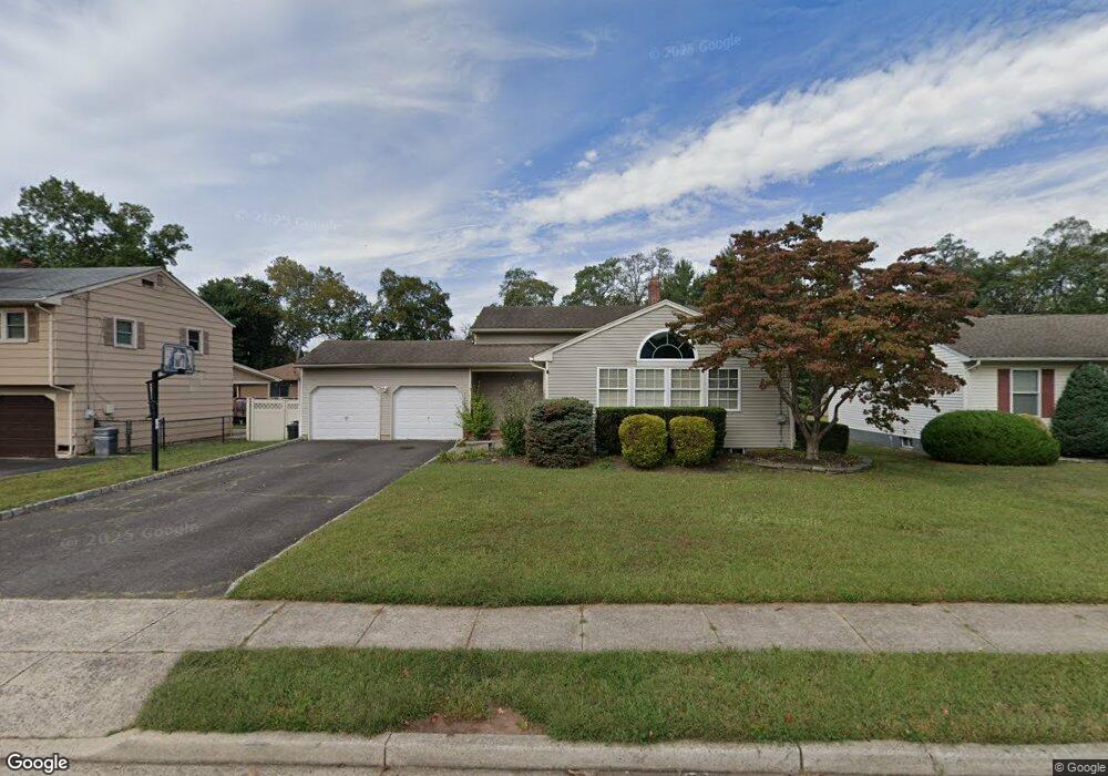 405 Beechwood Ave, Middlesex, NJ 08846 - photo 1