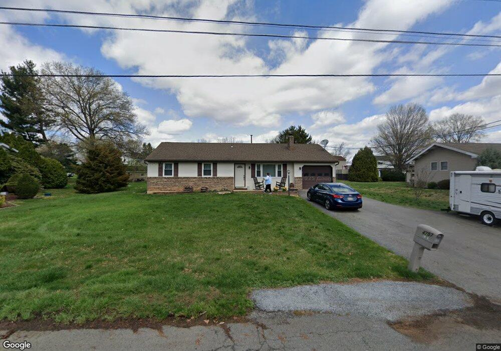 4757 Killian Ave, Reading, PA 19606 - photo 1