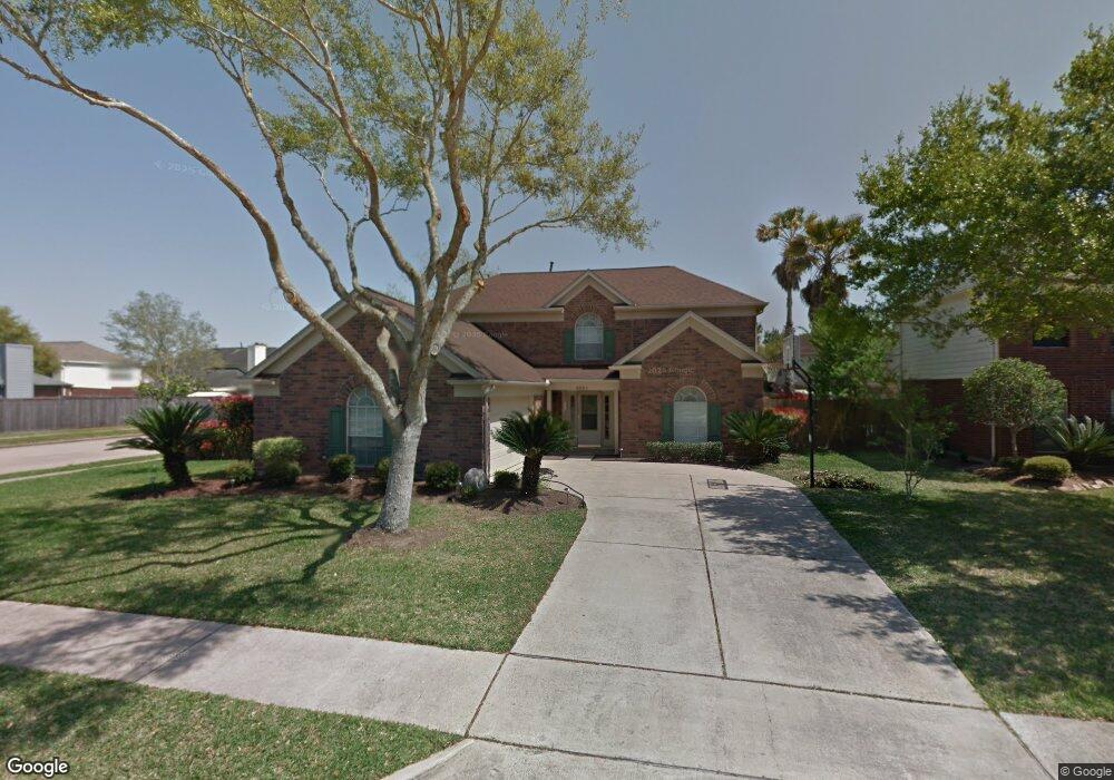 4001 Greenwood Dr, Pearland, TX 77584 - photo 1