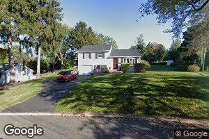 47 Lakeview Ave, Clinton, NJ 08809
