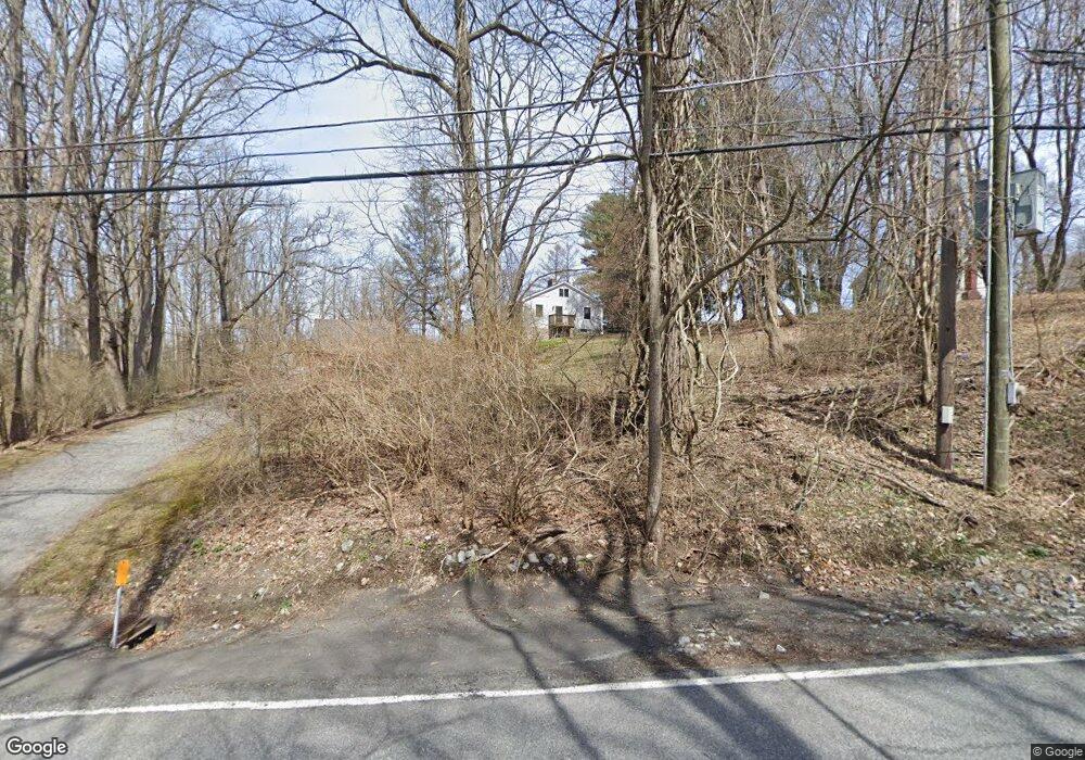 85 N Quaker Hill Rd, Pawling, NY 12564 - photo 1