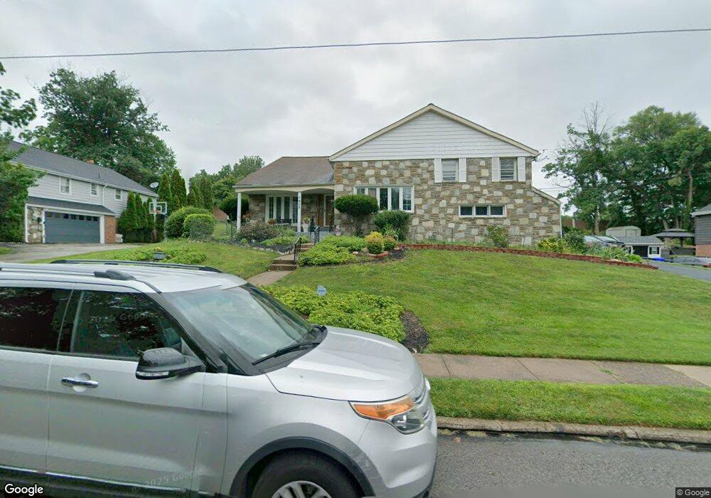 7905 Deer Run Rd, Glenside, PA 19038 - photo 1