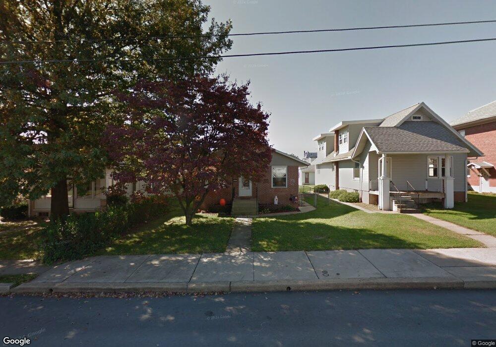 424 Raymond St, Reading, PA 19605 - photo 1