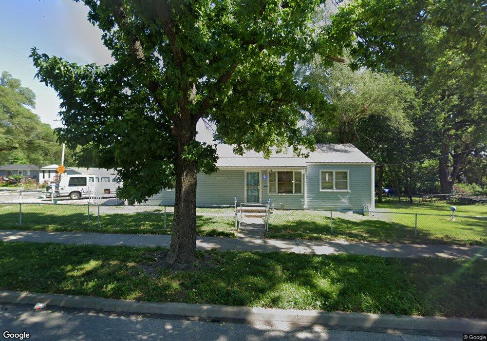 3400 E Gregory Blvd, Kansas City, MO 64132 - photo 1