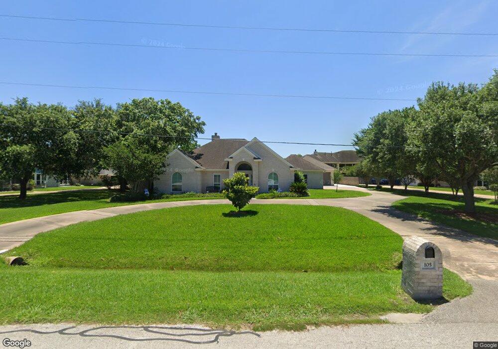 105 Oak Dr, Friendswood, TX 77546 - photo 1