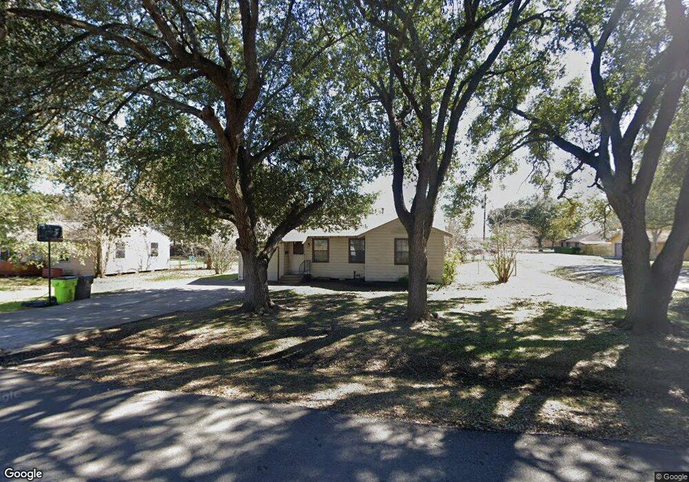 1611 Marilyn St, Rosenberg, TX 77471 - photo 1